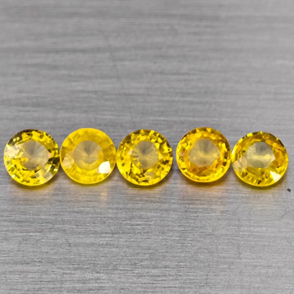 à¹ŒNatural Yellow Sapphrie 0.99 Ct. 5 Pcs Round Shape 3.5 Mm Gemstone from Thailand: Product ID: 806130430 Product Name: Natural Yellow Sapphire Weight: 0.99 CT. Size: 3.5 x 3.5 x 2.1 MM. Shape: Round Shape Color: Yellow Clarity:SI1 Luster: Good Gems Origin: Thailand Treatment: Heated