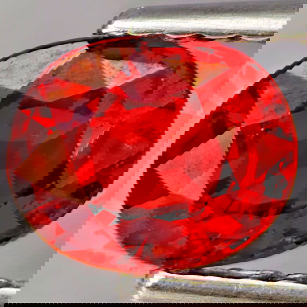 Natural Orangish Red Spessartine Garnet 1.03 Ct. Oval Shape 6.8 x 5.2 Mm Gemstones From Namibia (1 of 3)