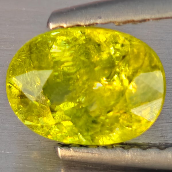 Natural Purple Amethyst 4.01 Ct. Fish Carving Shape 12.7 x 11.6 Mm. Gemstone from Brazil: Product ID: 810303987 Product Name: Natural Amethyst Weight: 4.01 CT. Size: 12.7 x 11.6 x 5.8 MM. Shape: Fish Carving Color: Purple Clarity:Semi - Transparent Luster: Good Gems Origin: Brazil Treatmen