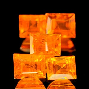 Natural Orange Spessartine Garnet 1.96 Ct. 5 Pcs Baguette Shape 4.5 x 3.3 Mm Gemstone from Nigeria: Product ID: 802923583 Product Name: Natural Spessartine Weight: 1.96 CT. Size: 4.5 x 3.3 x 2.9 To 4 x 3.1 x 2 MM. Shape: Baguette Color: Orange Clarity:SI Luster: Good Gems Origin: Nigeria Treatment: