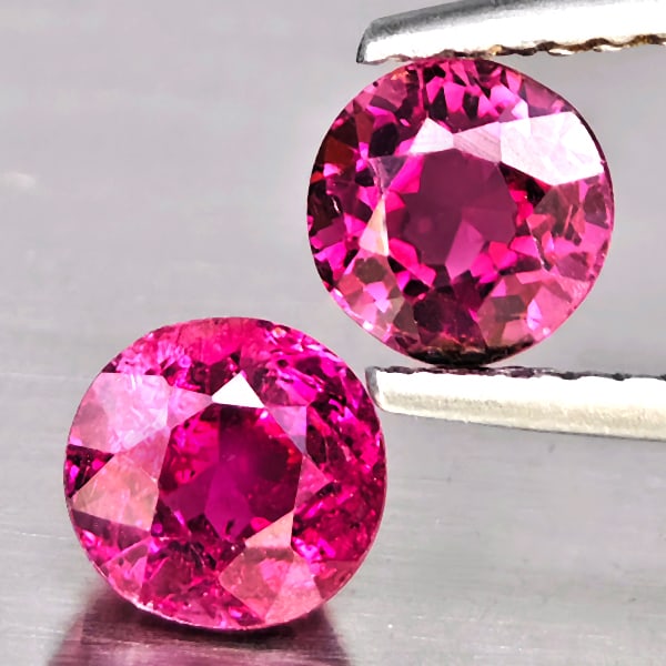 Natural Pink Tourmaline 1.71 Ct. 2 Pcs Round Shape 5.5 Mm Unheated Gemstone From Nigeria: Product ID: 807251241 Product Name: Natural Tourmaline Weight: 1.71 CT. Size: 5.5 x 5.5 x 4.4 MM. Shape: Round Shape Color: Pink Clarity:VSI Luster: Very Good Gems Origin: Nigeria Treatment: Unheated