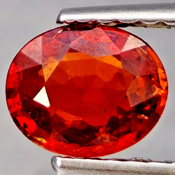 Natural Orangish Red Spessartine Garnet 0.78 Ct. Oval Shape 6.2 x 5.2 Mm Gemstones From Namibia (1 of 3)