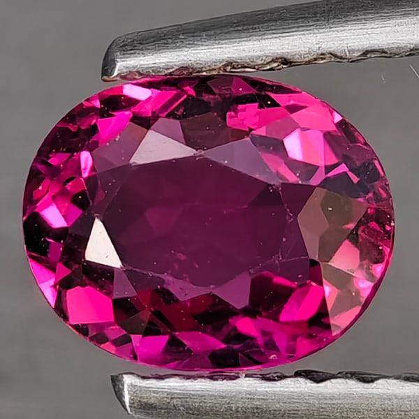Natural Pink Tourmaline 0.82 Ct. Oval Shape 6.8 x 5.5 Mm Gemstones From Nigeria: Product ID: 807251442 Product Name: Natural Tourmaline Weight: 0.82 CT. Size: 6.8 x 5.5 x 3.3 MM. Shape: Oval Shape Color: Pink Clarity:VSI Luster: Good Gems Origin: Nigeria Treatment: Unheated Crysta