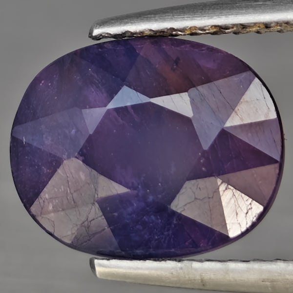 Natural Blue Sapphire 5.06 Ct. Oval Shape 10.9 x 9 Mm Gemstone from Madagascar: Product ID: 806012477 Product Name: Natural Blue Sapphire Weight: 5.06 CT. Size: 10.9 x 9 x 6.2 MM. Shape: Oval Color: Blue Clarity:SI1 Luster: Good Gems Origin: Madagascar Treatment: Heated (Lead-gla