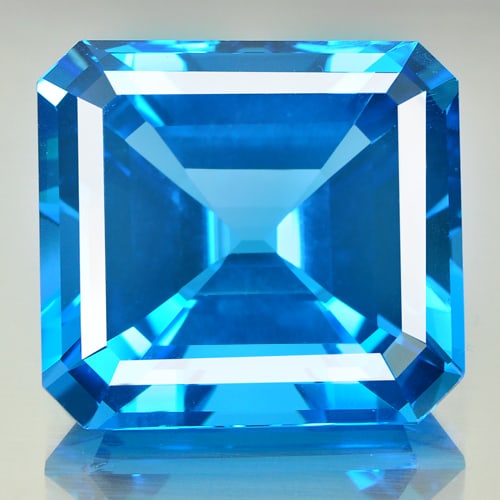 Natural Swiss Blue Topaz 189.60 Ct. Clean Octagon Shape 34 x 31 Mm. Gemstone From Brazil (1 of 3)