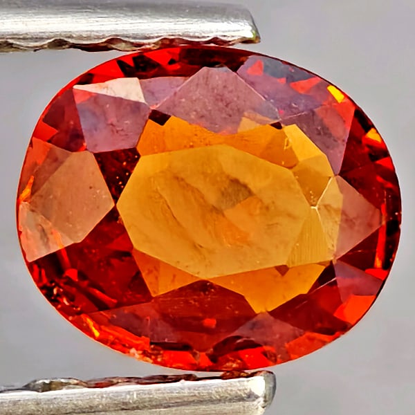 Natural Orangish Red Spessartine Garnet 0.67 Ct. Oval Shape 6 x 5 Mm Gemstones From Namibia (1 of 3)
