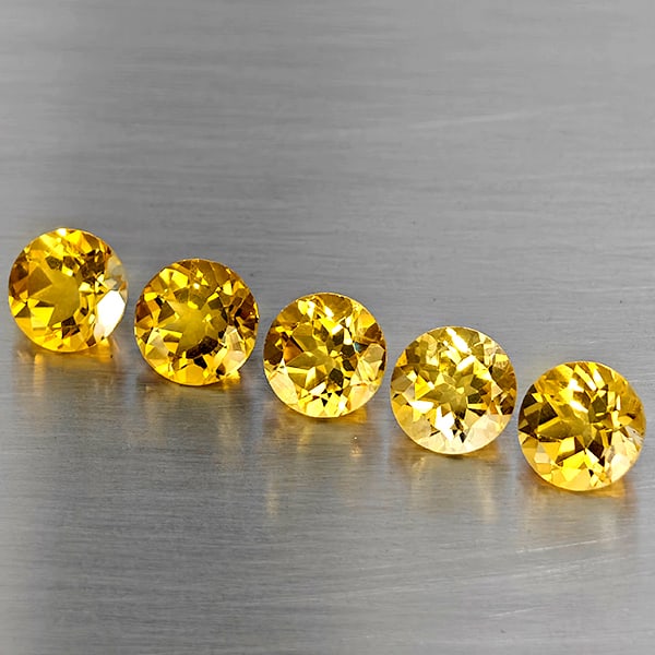 Natural Yellow Citrine 6.02 Ct. 5 Pcs Round Shape 7 Mm Gemstone from Brazil: Product ID: 801815430 Product Name: Natural Citrine Weight: 6.02 CT. Size: 7 x 7 x 4.8 MM. Shape: Round Shape Color: Yellow Clarity:VSI Luster: Good Gems Origin: Brazil Treatment: Unheated Crystal Str