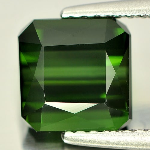 Natural Green Tourmaline 2.46 Ct. VVS Octagon Shape 7.5 x 7.4 Mm. Unheated Gemstone from Nigeria: Product ID: 807221098 Product Name: Natural Tourmaline Weight: 2.46 CT. Size: 7.5 x 7.4 x 5.1 MM. Shape: Octagon Color: Green Clarity:VVS Luster: Good Gems Origin: Nigeria Treatment: Unheated Crystal