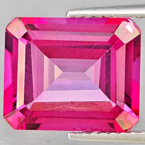Natural Pink Topaz 5.11 Ct. VVS Octagon Shape 11 x 9 Mm. Gemstone From Brazil: Product ID: 807168676 Product Name: Natural Topaz Weight: 5.11 CT. Size: 11 x 9 x 5.6 MM. Shape: Octagon Color: Pink Clarity:VVS Luster: Good Gems Origin: Brazil Treatment: Treated Crystal Structure: