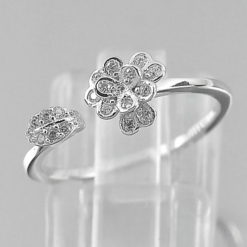 925 Sterling Silver Ring Jewelry White Gold Plated 1.36 Grams Size 6.5 (1 of 3)