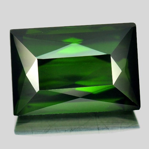 Natural Green Tourmaline Gemstones 7.98 Ct. Baguette Shape 13.34 x 9.19 Mm (1 of 4)