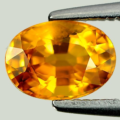 Natural Yellow Sapphire Gemstone 1.25 Ct. Oval Shape 7.1 x 5.1 Mm. From Thailand (1 of 3)