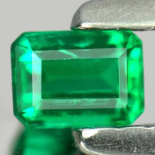Natural Green Emerald Gemstone 0.15 Ct. Octagon Shape 3.7 x 2.7 Mm. From Columbia (1 of 3)