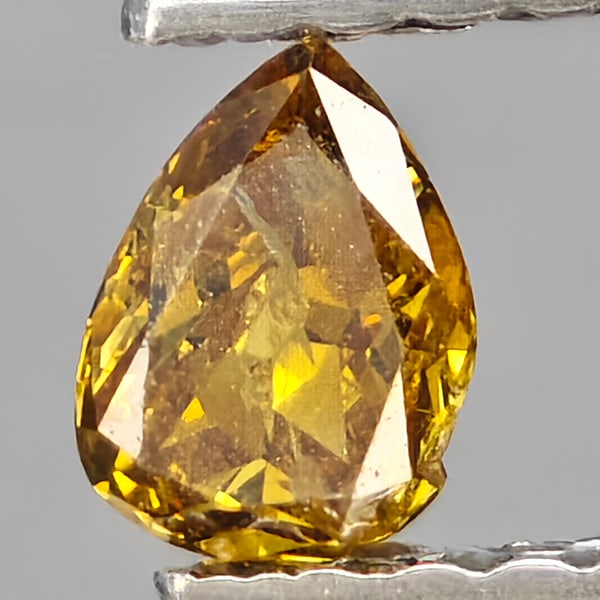 Natural Yellow Fancy Color Loose Diamond 0.19 Ct. Pear Shape 4.4 x 3.2 Mm: Product ID: 502100511 Product Name: Natural Natural Diamond Weight: 0.19 CT. Size: 4.4 x 3.2 x 2 MM. Shape: Pear Shape Color: Fancy Color Clarity:SI1 Luster: Good Gems Origin: Belgium Treatment: None 