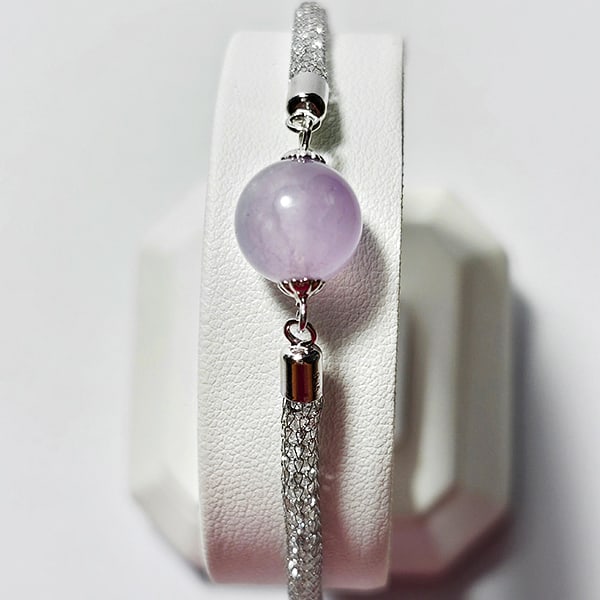 Natural Purple Amethyst 952 Sterling Silver Steel Mesh Bracelet Jewelry Length 6 Inch.: Product ID: 808500185 Product Type: 925 Sterling Silver Fine Jewelry Jewelry Weight: 24.17 Grams. Gemstones Color: Purple Metal: Solid Silver 92.5%. Gemstone Detail: Amethyst At Your Service: At Treas