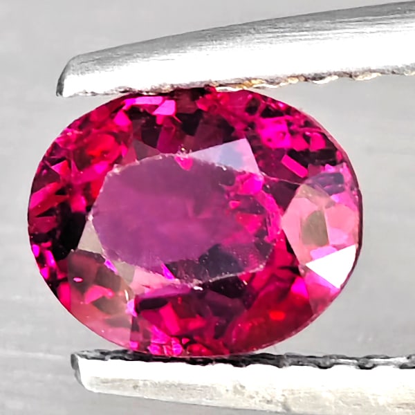 Natural Pink Tourmaline Gemstones 1.11 Ct. Oval Shape 7 x 5.6 Mm. (1 of 3)