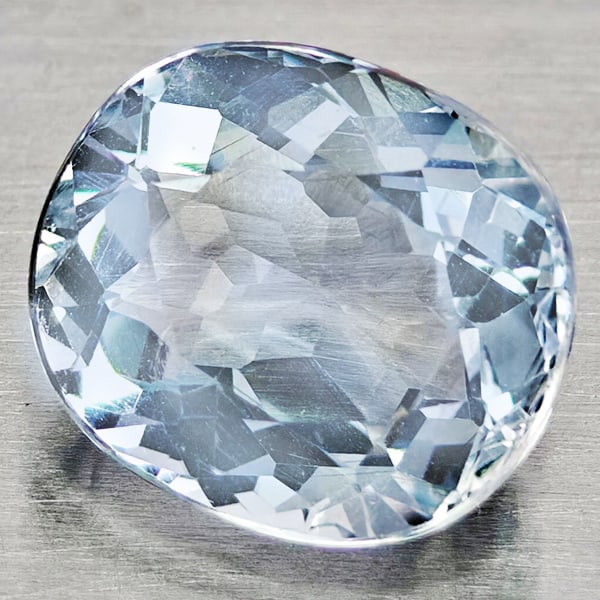 Natural Baby Blue Aquamarine Gemstones 1.15 Ct. Oval Shape 7.3 x 6.3 Mm. (1 of 3)