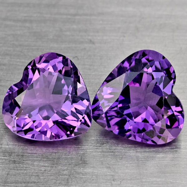 Natural Purple Amethyst Gemstones 6.76 Ct. 2 Pcs. Heart Shape 10.7 x 10.2 Mm.: Product ID: 800325586 Product Name: Natural Amethyst Weight: 6.76 CT. Size: 10.7 x 10.2 x 6.7 MM. Shape: Heart Shape Color: Purple Clarity:VSI Luster: Good Gems Origin: Brazil Treatment: Unheated Crys
