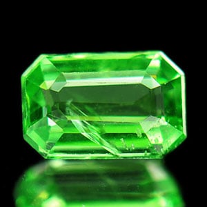 Natural Green Tsavorite Garnet 0.36 Ct Octagon Shape 5 x 3.4 Mm.: Product ID: 803001343 Product Name: Natural Tsavorite Weight: 0.36 CT. Size: 5 x 3.4 x 2 MM. Shape: Octagon Color: Green Clarity:SI Luster: Good Gems Origin: Tanzania Treatment: Unheated Crystal Struc