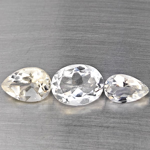 Natural White Quartz Gemstones 3.78 Ct. 3 Pcs Mixed Shape: Product ID: 805530257 Product Name: Natural Quartz Weight: 3.78 CT. Size: 9.2 x 7.3 x 4.5 to 7.9 x 5.1 x 4 MM. Shape: Mixed Shape Color: White Clarity:SI1 Luster: Good Gems Origin: Brazil Treatment: U
