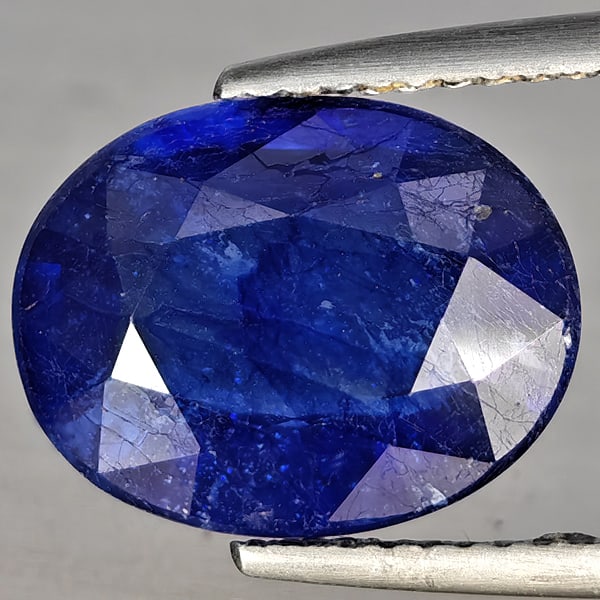 Natural Blue Sapphire Gemstones 5.67 Ct. Oval Shape 12.9 x 10 Mm. (1 of 3)