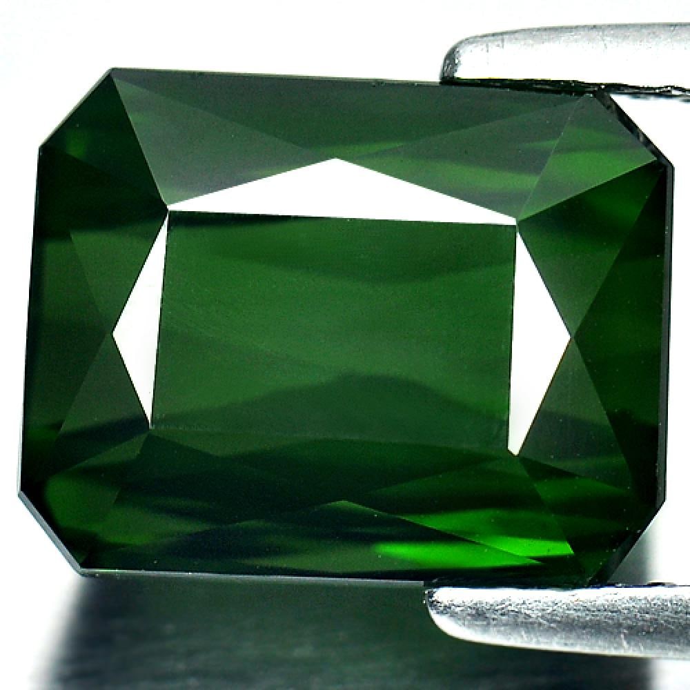 Natural Green Tourmaline Gemstones 5.67 Ct. Clean Octagon Shape 10.9 x 8.6 Mm.: Product ID: 807215600 Product Name: Natural Tourmaline Weight: 5.67 CT. Size: 10.9 x 8.6 x 6.4 MM. Shape: Octagon Color: Green Clarity:IF Luster: Good Gems Origin: Nigeria Treatment: Unheated Crystal 