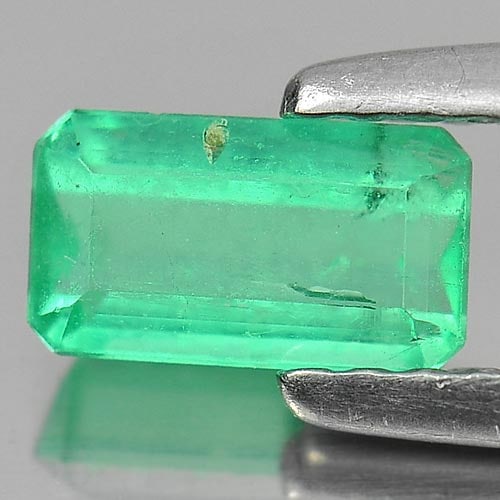 Natural Green Emerald Gemstones 0.58 Ct. Octagon Shape 6.5 x 3.7 Mm.: Product ID: 802403477 Product Name: Natural Emerald Weight: 0.58 CT. Size: 6.5 x 3.7 x 2.9 MM. Shape: Octagon Color: Green Clarity:SI Luster: Good Gems Origin: Columbia Treatment: Unheated Crystal Str