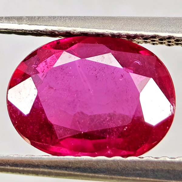 Natural Purplish Red Ruby Gemstones 2.02 Ct. Oval Shape 9.2 x 7 Mm. (1 of 3)