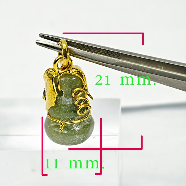 Natural Multi Color Green Jade Gemstone 19.28 Ct. Calabash Pendant Shape 22 x 11 Mm. (1 of 3)