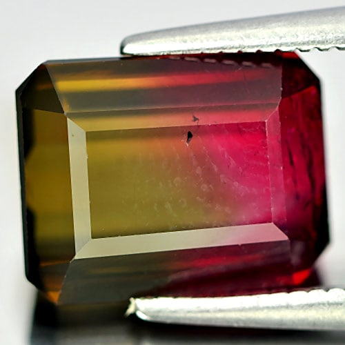 Natural Bi Color Tourmaline Gemstones 4.02 Ct. Octagon Shape 10 x 7.8 Mm.: Product ID: 807237850 Product Name: Natural Tourmaline Weight: 4.02 CT. Size: 10 x 7.8 x 5.2 MM. Shape: Octagon Color: Bi Color Clarity:SI Luster: Good Gems Origin: Nigeria Treatment: Unheated Crystal