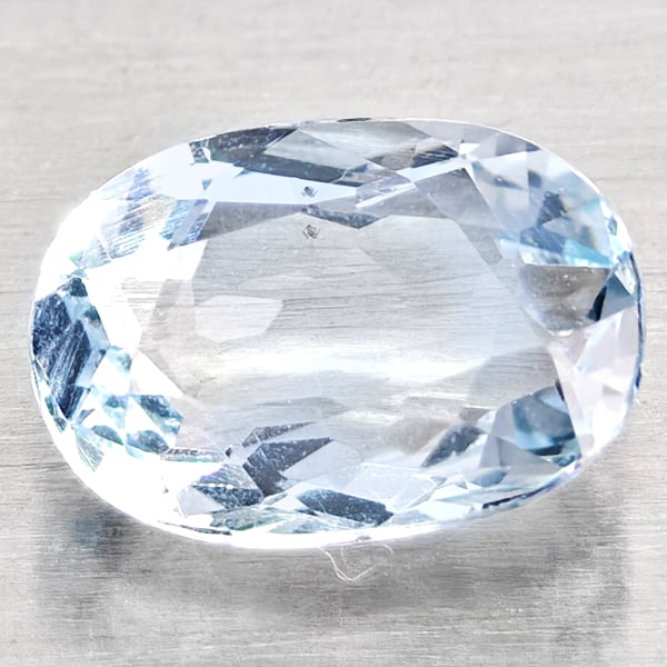 Natural Light Blue Aquamarine Gemstones 0.94 Ct. Oval Shape 7.6 x 5.4 Mm. (1 of 3)