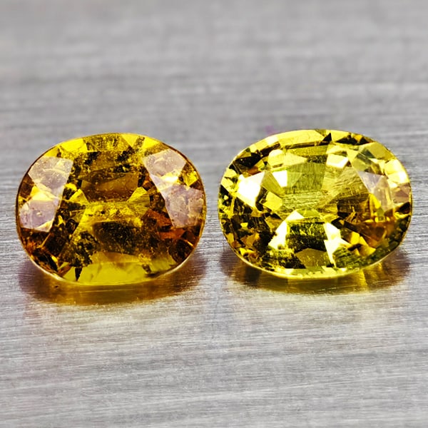 Natural Yellow Sapphire Gemstones 0.88 Ct. 2 Pcs. Oval Shape 4.9 x 3.9 Mm.: Product ID: 806161998 Product Name: Natural Yellow Sapphire Weight: 0.88 CT. Size: 4.9 x 3.9 x 2.7 MM. Shape: Oval Color: Yellow Clarity:VSI Luster: Good Gems Origin: Thailand Treatment: Heated Crysta