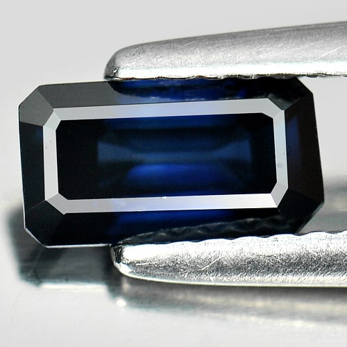 Natural Blue Sapphire Gemstones 1.02 Ct. VVS Octagon Shape 7.44 x 4.16 Mm.: Product ID: 806007580 Product Name: Natural Blue Sapphire Weight: 1.02 CT. Size: 7.4 x 4 x 3 MM. Shape: Octagon Color: Blue Clarity:VVS Luster: Good Gems Origin: Madagascar Treatment: Heated Crystal S