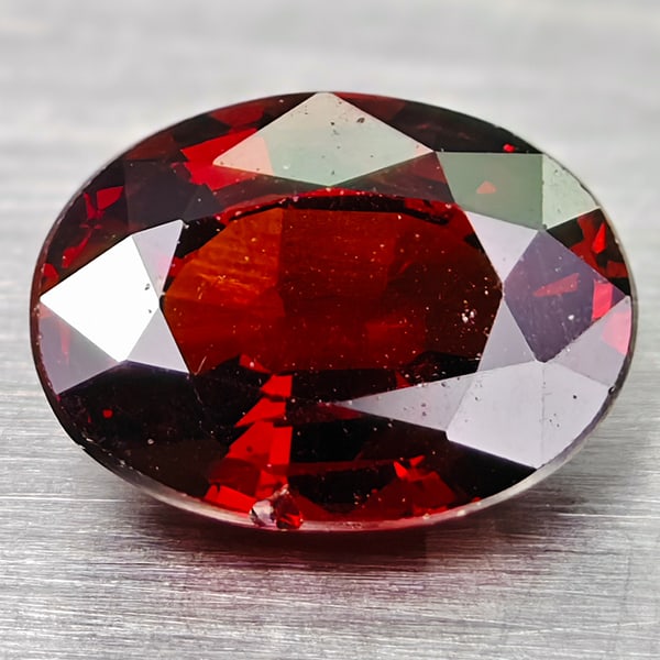 Natural Red Spessartine Garnet Gemstones 1.25 Ct. Oval Shape 7.2 X 5.3 Mm. (1 of 3)