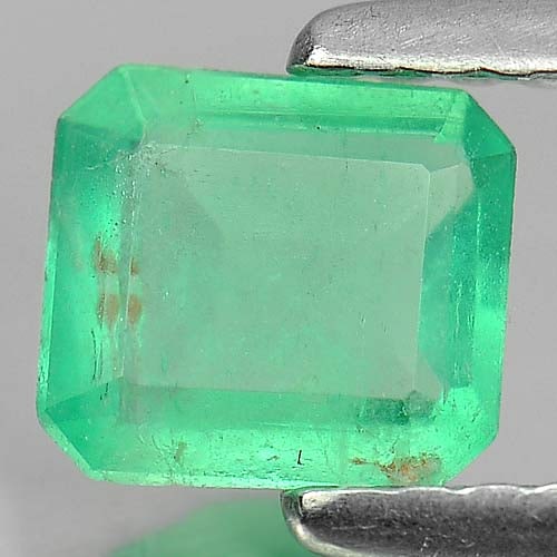 Natural Green Emerald Gemstones 0.46 Ct. Octagon Shape 5.5 x 5.1 Mm.: Product ID: 802403512 Product Name: Natural Emerald Weight: 0.46 CT. Size: 5.5 x 5.1 x 2.3 MM. Shape: Octagon Color: Green Clarity:SI1 Luster: Good Gems Origin: Columbia Treatment: Unheated Crystal St