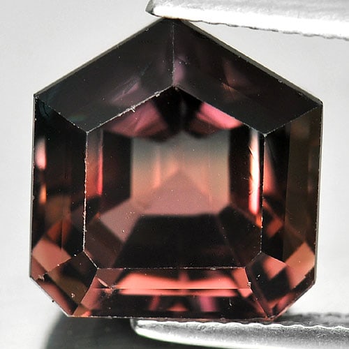 Natural Bi Color Tourmaline Gemstones 9.81 Ct. Fancy Shape 12.4 x 11.7 Mm.: Product ID: 807237238 Product Name: Natural Tourmaline Weight: 9.81 CT. Size: 12.4 x 11.7 x 9.3 MM. Shape: Fancy Color: Bi Color Clarity:VSI Luster: Good Gems Origin: Nigeria Treatment: Unheated Cryst