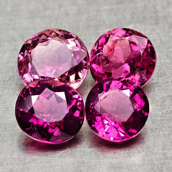 Natural Pink Tourmaline Gemstones 2.52 Ct. 4 Pcs Round Shape 5.6 Mm.: Product ID: 807250670 Product Name: Natural Tourmaline Weight: 2.52 CT. Size: 5.6 x 5.6 x 3.3 to 5 x 5 x 3.3 MM. Shape: Round Shape Color: Pink Clarity:VSI Luster: Good Gems Origin: Nigeria Treatment:
