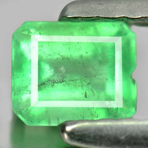 Natural Green Emerald Gemstones 0.39 Ct. Octagon Shape 4.5 x 3.7 Mm.: Product ID: 802401153 Product Name: Natural Emerald Weight: 0.39 CT. Size: 4.5 x 3.7 x 3 MM. Shape: Octagon Color: Green Clarity:SI Luster: Good Gems Origin: Columbia Treatment: Unheated Crystal Struc