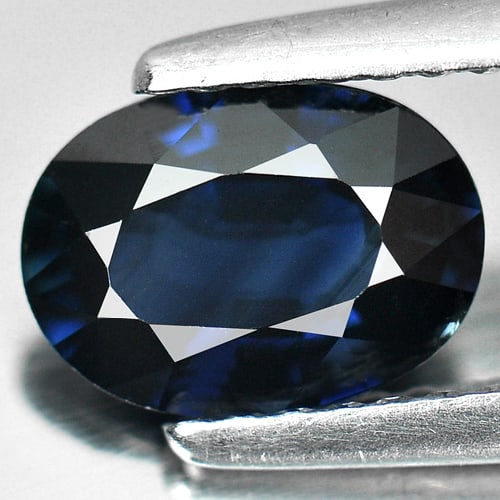 Natural Blue Sapphire Gemstones 1.42 Ct. VVS Oval Shape 7.92 x 5.74 Mm. (1 of 4)