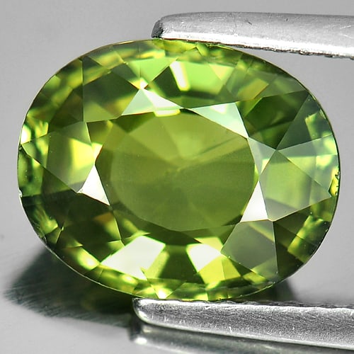Natural Green Sapphire Gemstones 4.09 Ct. Clean Oval Shape 10.77 x 8.68 Mm.: Product ID: 806142759 Product Name: Natural Green Sapphire Weight: 4.09 CT. Size: 10.77 x 8.68 x 5.00 MM. Shape: Oval Color: Green Clarity:IF Luster: Very Good Gems Origin: Thailand Treatment: Heated 
