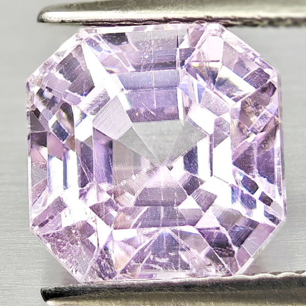 Natural Light Pink Kunzite Gemstones 5.16 Ct. Octagon Shape 9 x 9 Mm.: Product ID: 804103429 Product Name: Natural Kunzite Weight: 5.16 CT. Size: 9 x 9 x 8 MM. Shape: Octagon Color: Light Pink Clarity:VSI Luster: Good Gems Origin: Afghanistan Treatment: Treated Crystal S