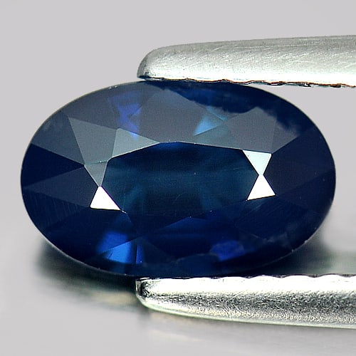Natural Blue Sapphire Gemstones 1.26 Ct. VVS Oval Shape 8.09 x 5.08 Mm.: Product ID: 806007627 Product Name: Natural Blue Sapphire Weight: 1.26 CT. Size: 8.0 x 5.0 x 3.4 MM. Shape: Oval Color: Blue Clarity:VVS Luster: Good Gems Origin: Madagascar Treatment: Heated Crystal 