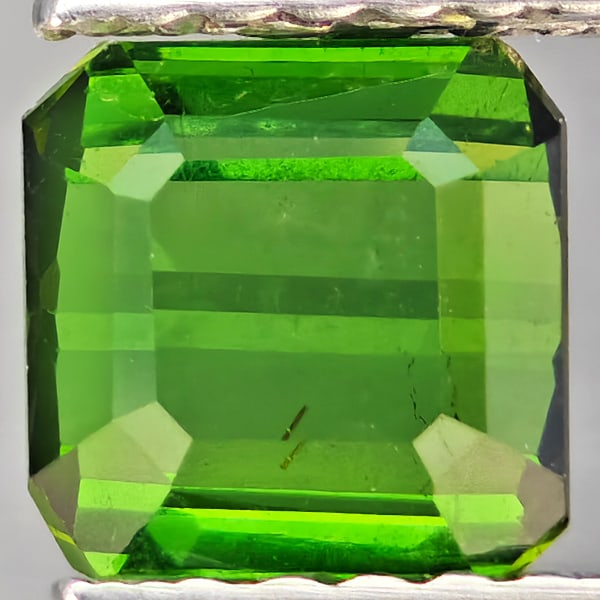 Natural Green Tourmaline Gemstones 0.96 Ct. Octagon Shape 5.5 x 5.5 Mm.: Product ID: 807251143 Product Name: Natural Tourmaline Weight: 0.96 CT. Size: 5.5 x 5.5 x 3.5 MM. Shape: Octagon Color: Green Clarity:SI1 Luster: Good Gems Origin: Nigeria Treatment: Unheated Crystal 