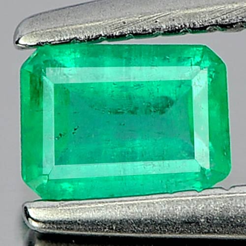 Natural Green Emerald Gemstones 0.22 Ct. Octagon Shape 4.5 x 3.4 Mm.: Product ID: 802403300 Product Name: Natural Emerald Weight: 0.22 CT. Size: 4.5 x 3.4 x 2.2 MM. Shape: Octagon Color: Green Clarity:SI Luster: Good Gems Origin: Columbia Treatment: Unheated Crystal Str