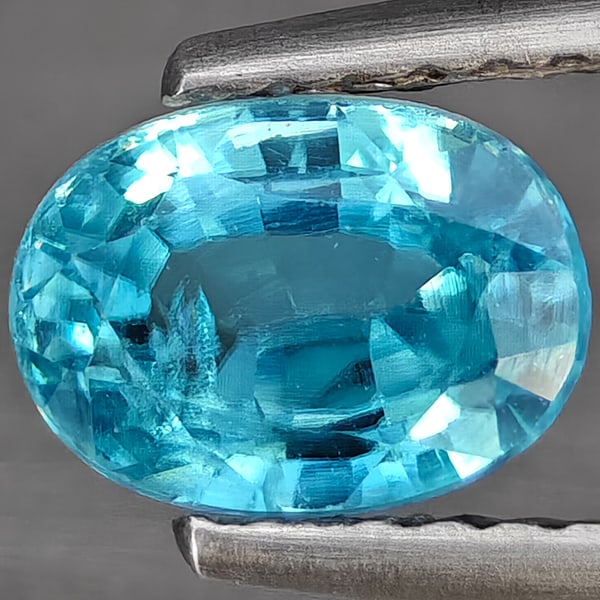 Natural Blue Zircon Gemstones 1.68 Ct. Oval Shape 7.2 x 5.2 Mm.: Product ID: 807743210 Product Name: Natural Tanzanite Weight: 1.68 CT. Size: 7.2 x 5.2 x 4 MM. Shape: Oval Shape Color: Blue Clarity:SI1 Luster: Good Gems Origin: Cambodia Treatment: Heated Crystal St
