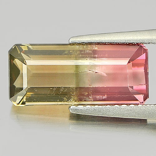 Natural Bi Color Tourmaline Gemstones 5.57 Ct. Octagon 15.1 x 6.7 Mm.: Product ID: 807232639 Product Name: Natural Tourmaline Weight: 5.57 CT. Size: 15.1 x 6.7 x 5.6 MM. Shape: Octagon Color: Bi Color Clarity:VSI Luster: Very Good Gems Origin: Nigeria Treatment: Unheated