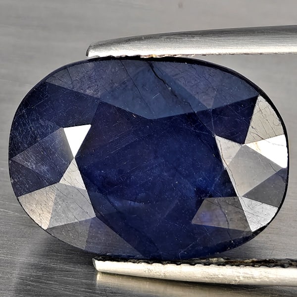 Natural Blue Sapphire Gemstones 18.53 Ct. Oval Shape 16.9 x 12.3 Mm.: Product ID: 806012416 Product Name: Natural Blue Sapphire Weight: 18.53 CT. Size: 16.9 x 12.3 x 9.1 MM. Shape: Oval Shape Color: Blue Clarity:SI1 Luster: Good Gems Origin: Madagascar Treatment: Heated