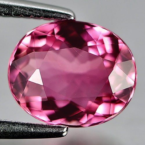 Natural Pink Tourmaline Gemstones 1.06 Ct. VVS Oval Shape 7.5 x 6.2 Mm.: Product ID: 807243500 Product Name: Natural Tourmaline Weight: 1.06 CT. Size: 7.5 x 6.2 x 3.4 MM. Shape: Oval Color: Pink Clarity:VVS Luster: Very Good Gems Origin: Nigeria Treatment: Unheated Crystal