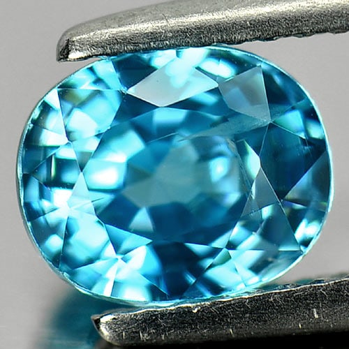 Natural Blue Zircon Gemstones 2.61 Ct. VVS Oval Shape 7.7 x 6.4 Mm.: Product ID: 807728192 Product Name: Natural Zircon Weight: 2.61 CT. Size: 7.7 x 6.4 x 4.9 MM. Shape: Oval Color: Blue Clarity:VVS Luster: Good Gems Origin: Cambodia Treatment: Heated Crystal Structure