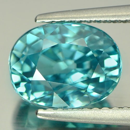 Natural Blue Zircon Gemstones 4.66 Ct. Oval Shape 9.6 x 7.4 Mm.: Product ID: 807727467 Product Name: Natural Zircon Weight: 4.66 CT. Size: 9.6 x 7.4 x 6.1 MM. Shape: Oval Color: Blue Clarity:VVS Luster: Very Good Gems Origin: Cambodia Treatment: Heated Crystal Stru